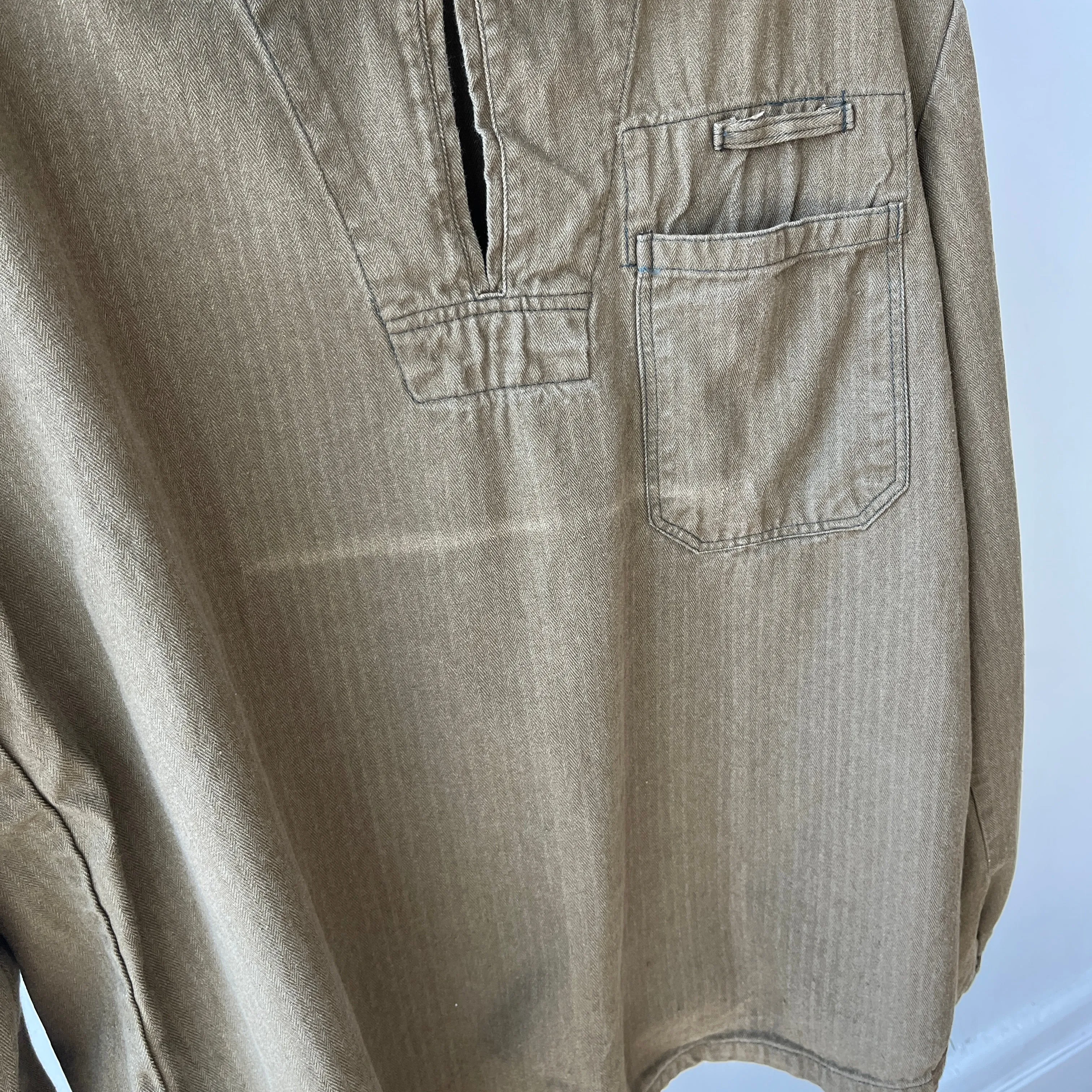 1970s HBT Olive Green Cotton Pullover Top with a Single Button