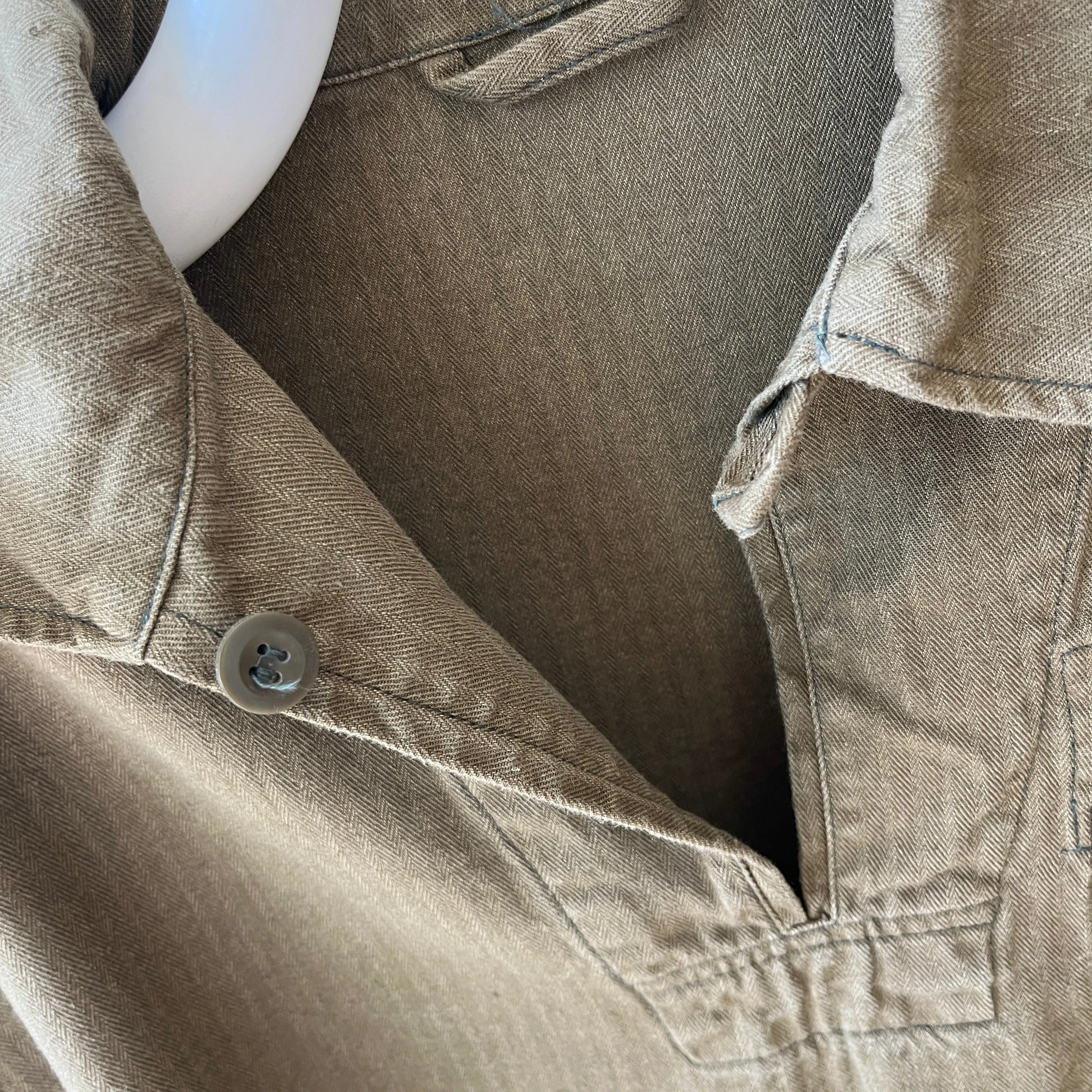 1970s HBT Olive Green Cotton Pullover Top with a Single Button