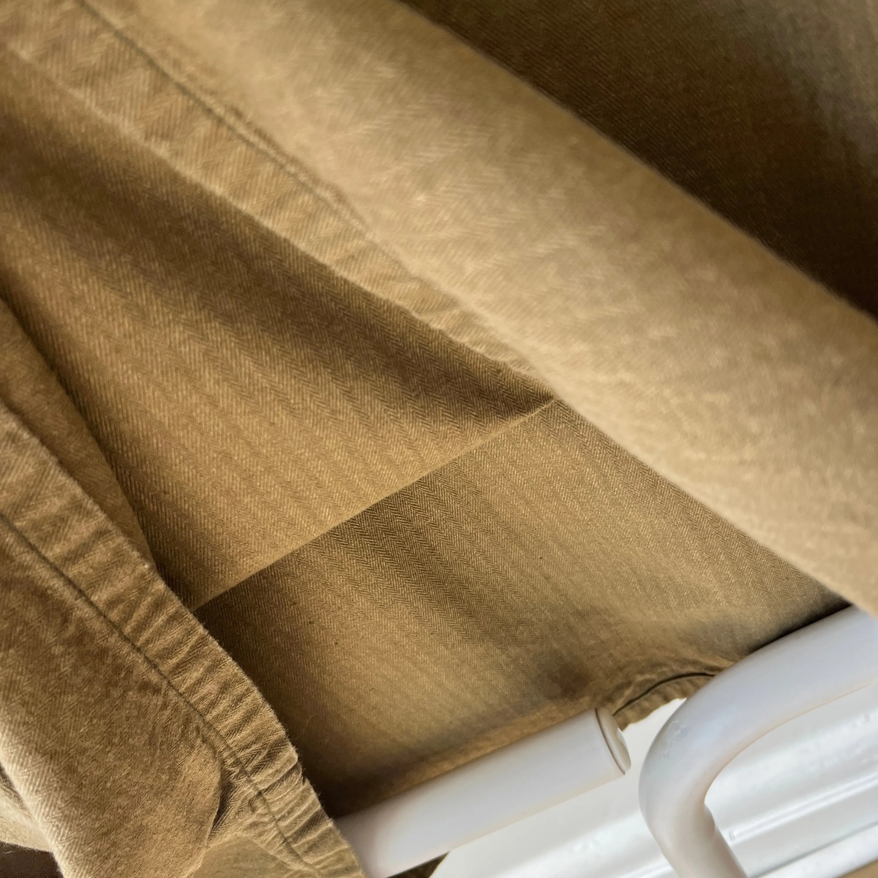 1970s HBT Olive Green Cotton Pullover Top with a Single Button