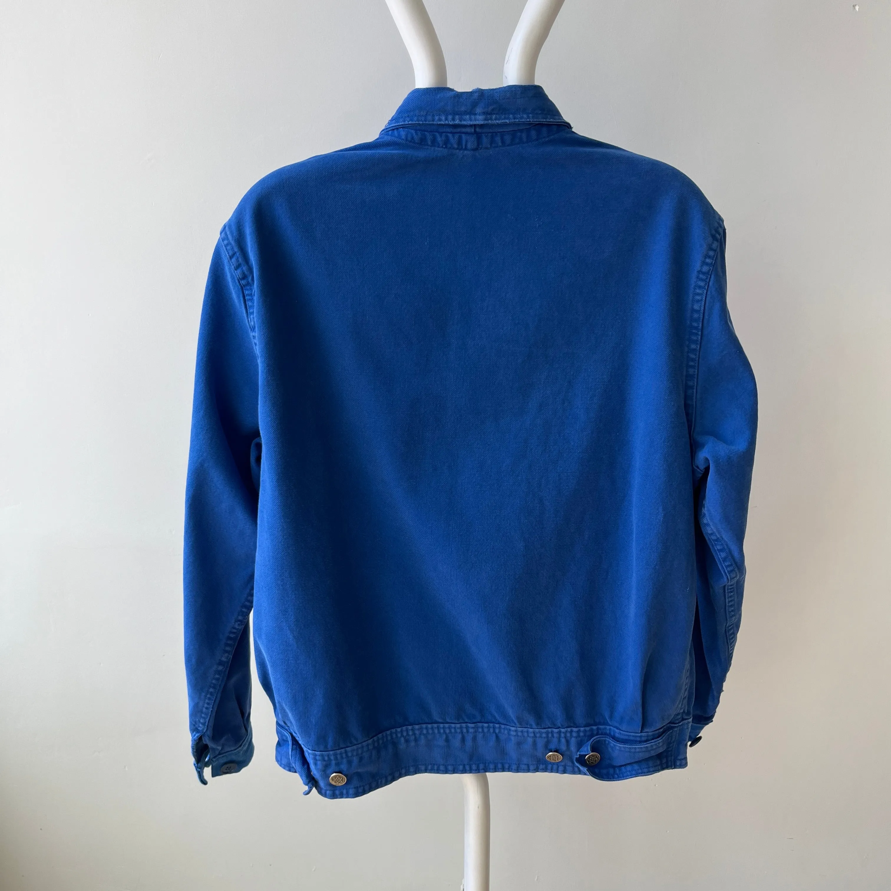 1980s Europeenne De Brasseries Chore Coat with Replaced Zipper and 13 Star Buttons - Lots of Mending