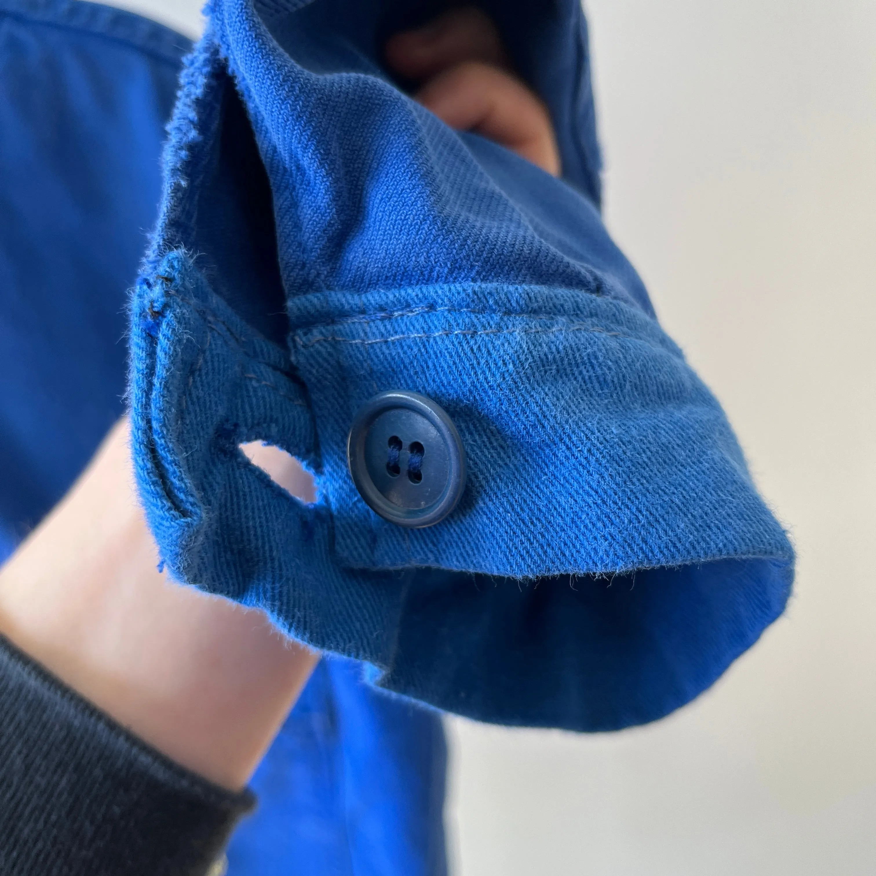 1980s Europeenne De Brasseries Chore Coat with Replaced Zipper and 13 Star Buttons - Lots of Mending