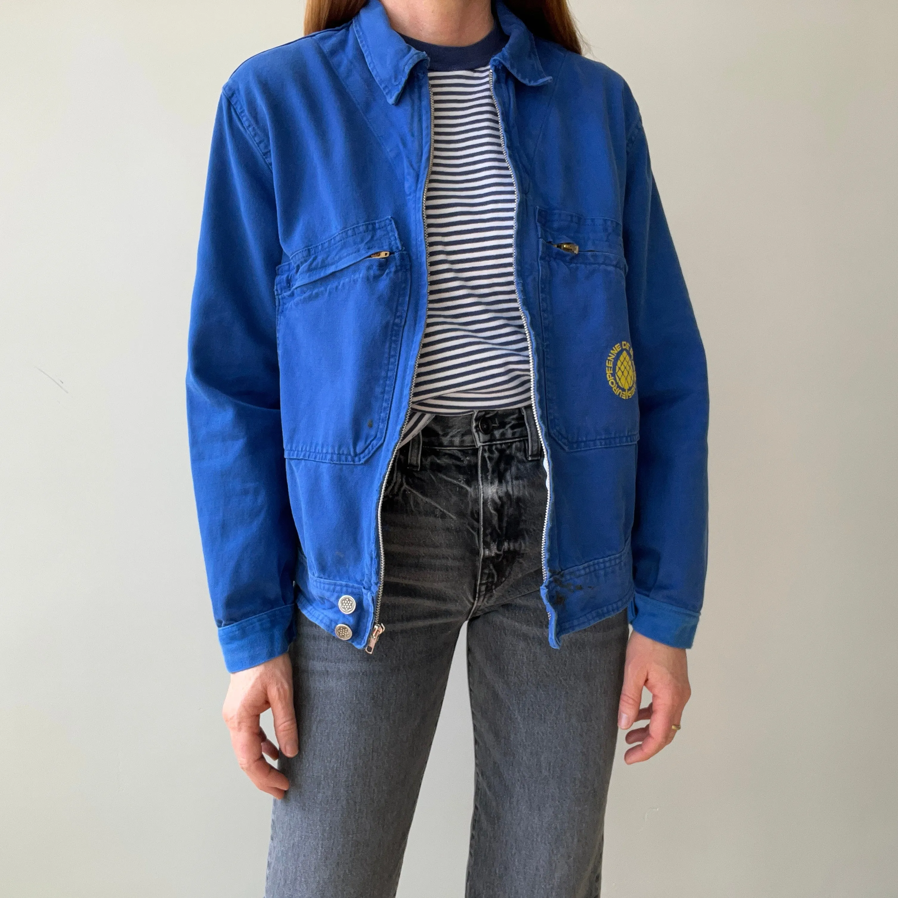 1980s Europeenne De Brasseries Chore Coat with Replaced Zipper and 13 Star Buttons - Lots of Mending