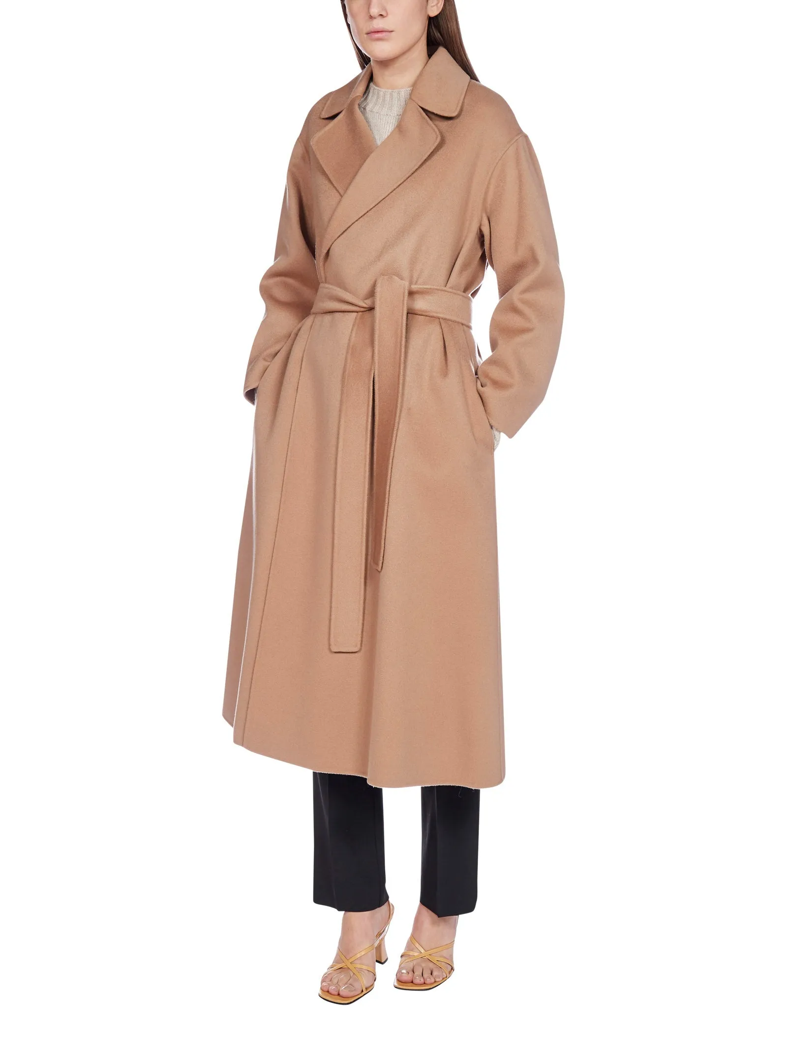 Elegant S Max Mara Elena Wool Wrap Coat in Classic Camel Color